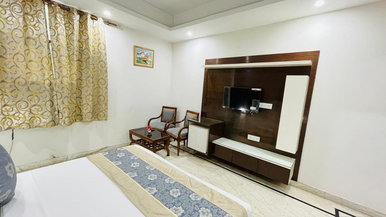Hotel Starline Sector 28 Gurgaon Exterior foto